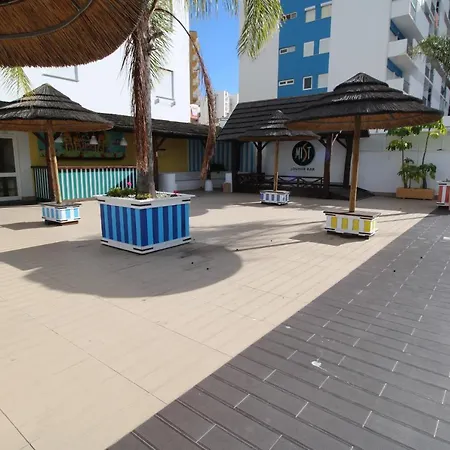 T1+1 Da Rocha/ Gaivota Mar 5 Holiday home *